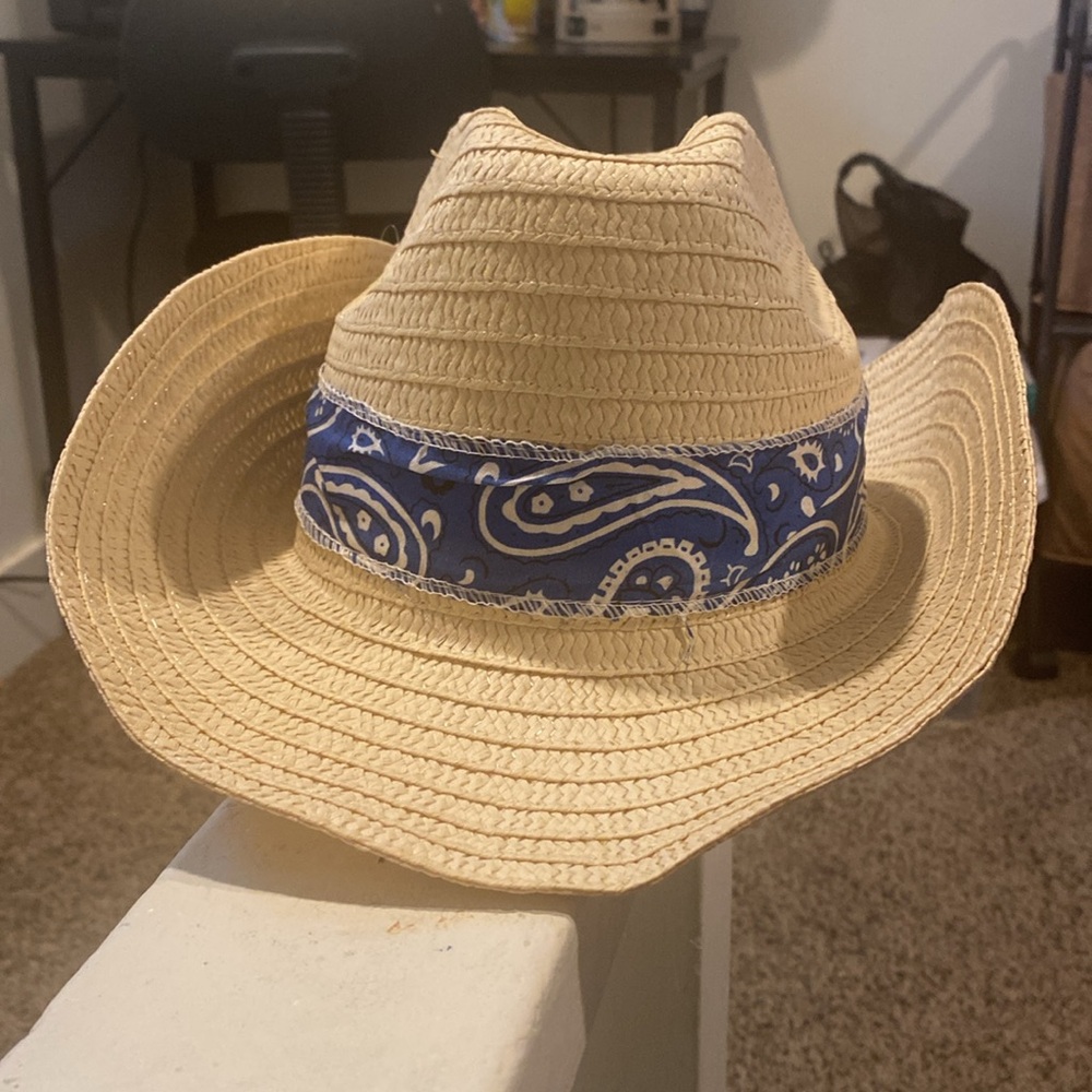 Stylish Straw Cowboy Hat with Blue Band